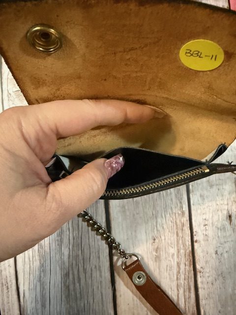 Vintage Tooled Leather Trucker Chain Wallet Reminiscent of the Iconic Peterbilt and Kenworth Long-Nose Rigs– NOS – BBL-11