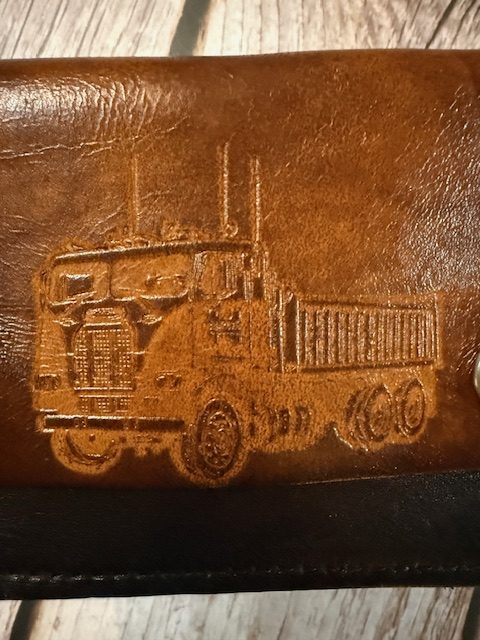 Vintage Tooled Leather Trucker Chain Wallet Reminiscent of the Iconic Peterbilt and Kenworth Long-Nose Rigs– NOS – BBL-11