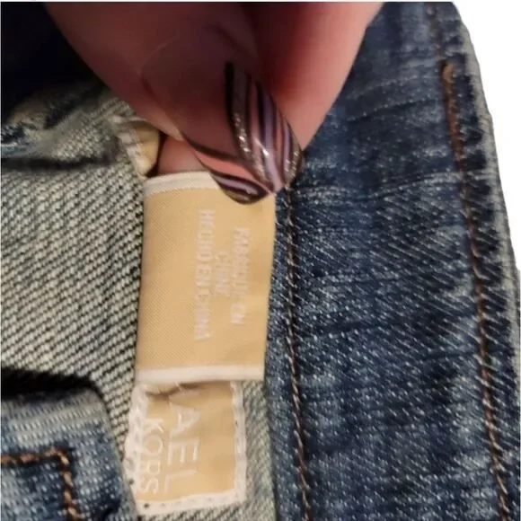 Michael Kors Cropped Denim Jacket – Women’s Size 6 | Fitted Jean Jacket with Brass Buttons & Band Collar (NWOT)
