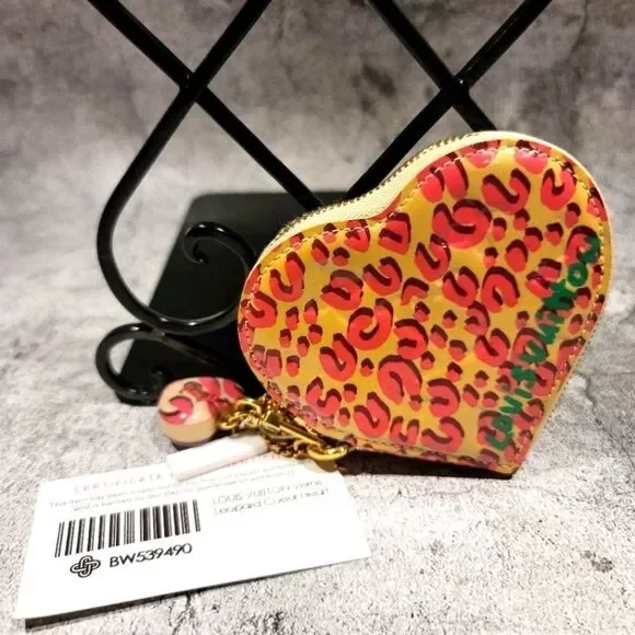 Louis Vuitton Vernis Leopard Coeur Heart Coin Purse 