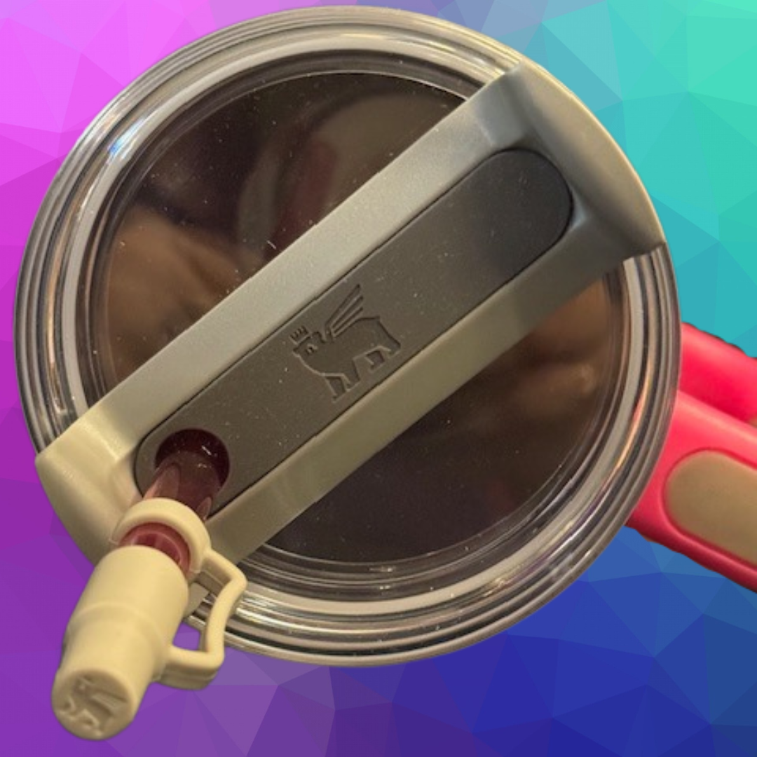 pink-stanley-quencher-40oz-replacement-lid-close-up.webp Stanley 40 oz Quencher – Pink – New Lid, New Straw, Boot & Straw Topper