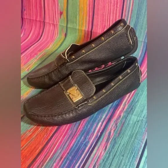 Louis Vuitton Suhali Lombok Leather Driving Loafers – Authentic  Size US 8 / EU 38 – Pre-Owned