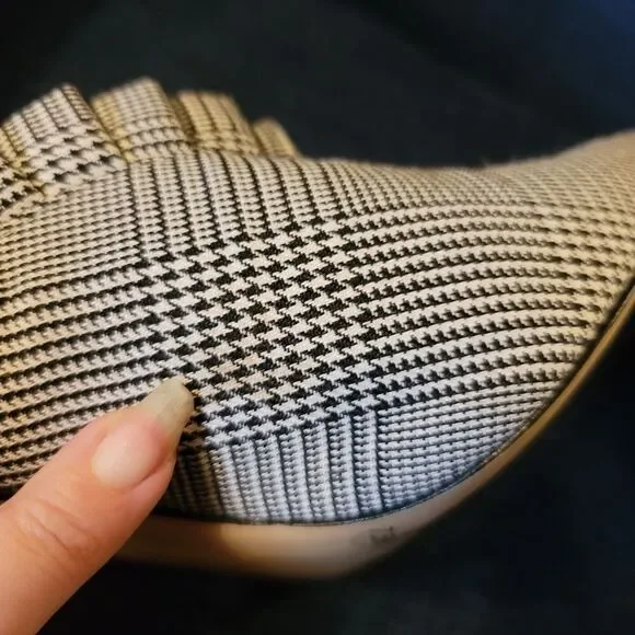 Gianni Bini Black & White Houndstooth Heeled Mules – Size 7.5